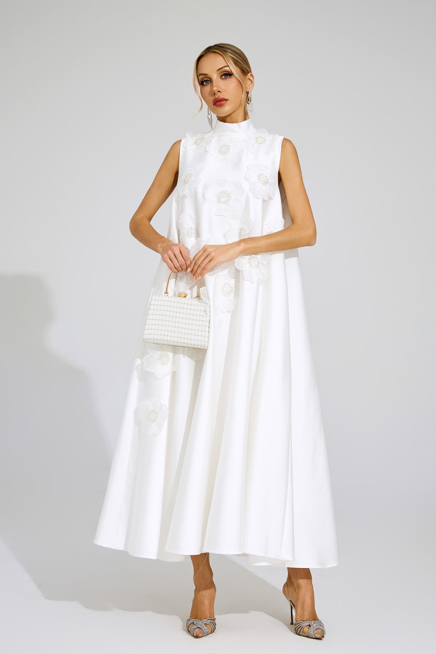 Lawrence White Flowers Sleeveless Dress